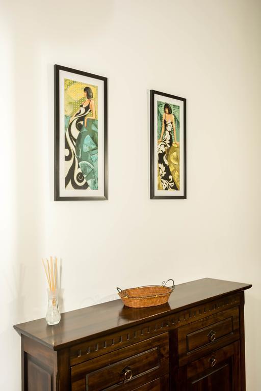 Chic Apartment Брашов Екстериор снимка